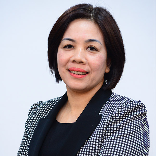 Bà CAO THỊ VIỆT HẰNG
