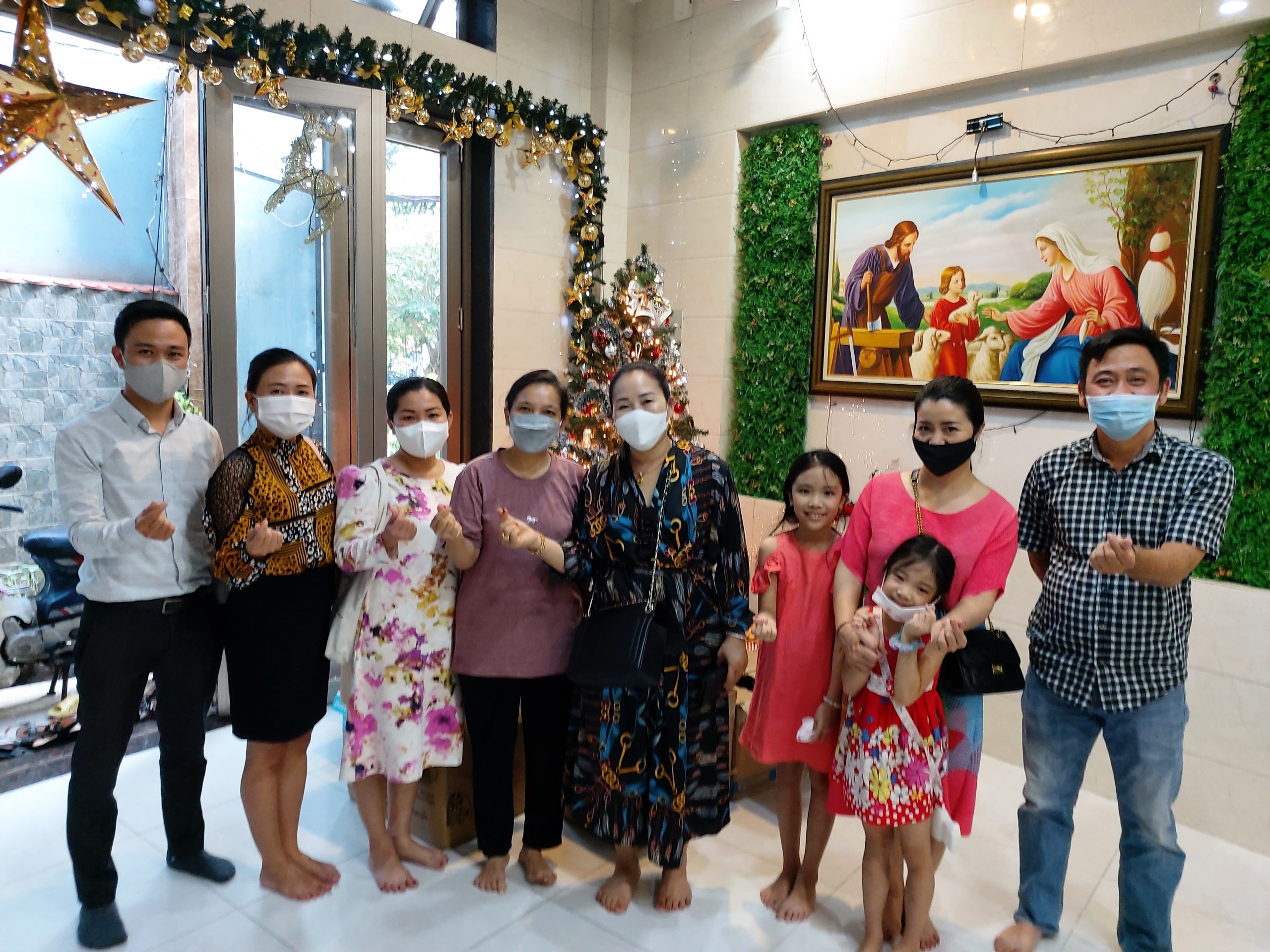 Giáng sinh an lành với các em nhỏ tình thương Tê-Phan